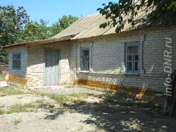 Продаю  дом  1 кв.м  кирпичный. ДОНЕЦК